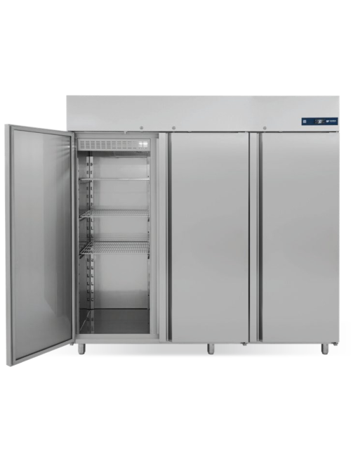 Armoire positive 3 portes de 205 cm